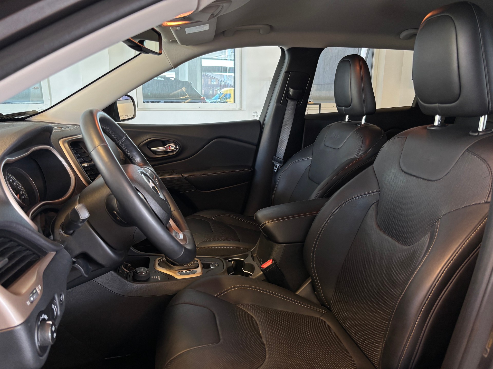 JEEP Cherokee 2.2TD Limited AWD 9ATX-image-6