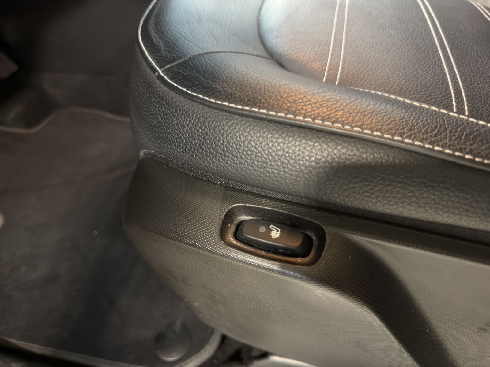 SMART forfour EQ prime-image-15