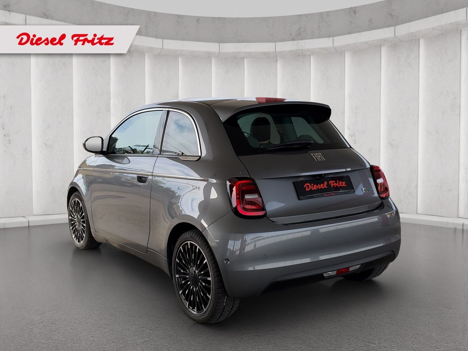 FIAT 500 electric 87 kW La Prima-image-2