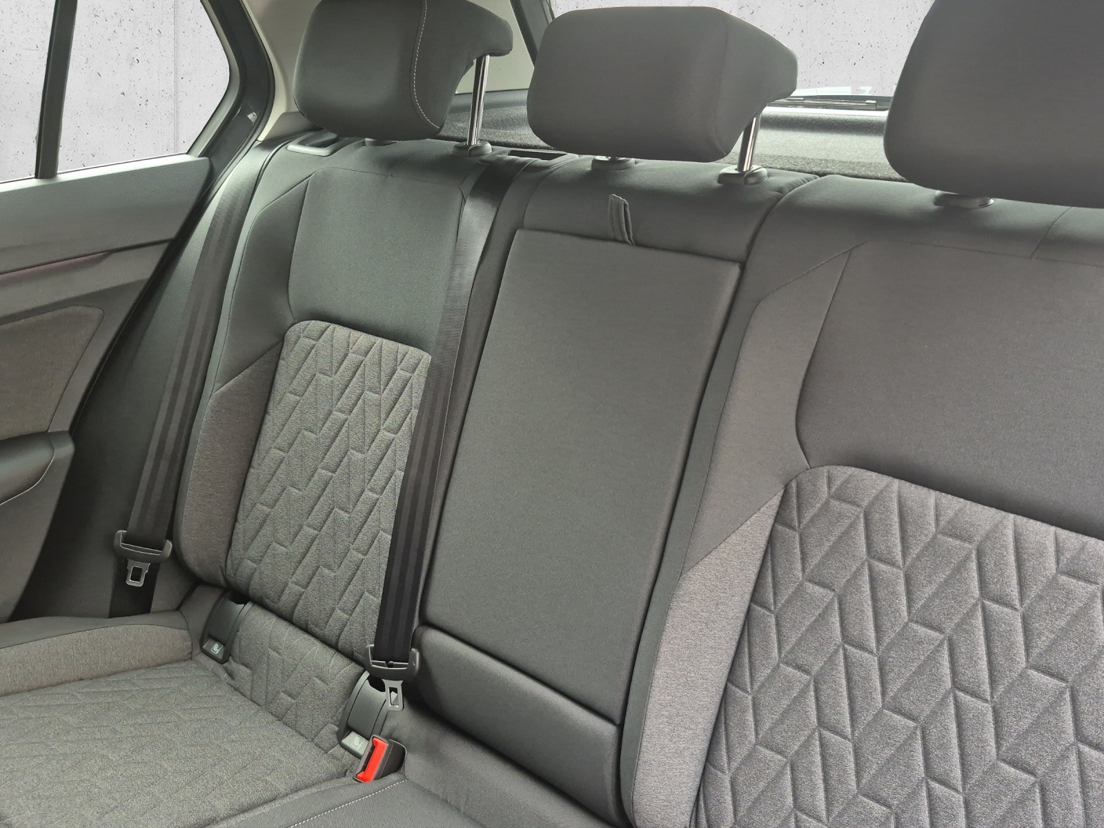 VW Golf 1.5 e TSI mHEV United DSG-image-12