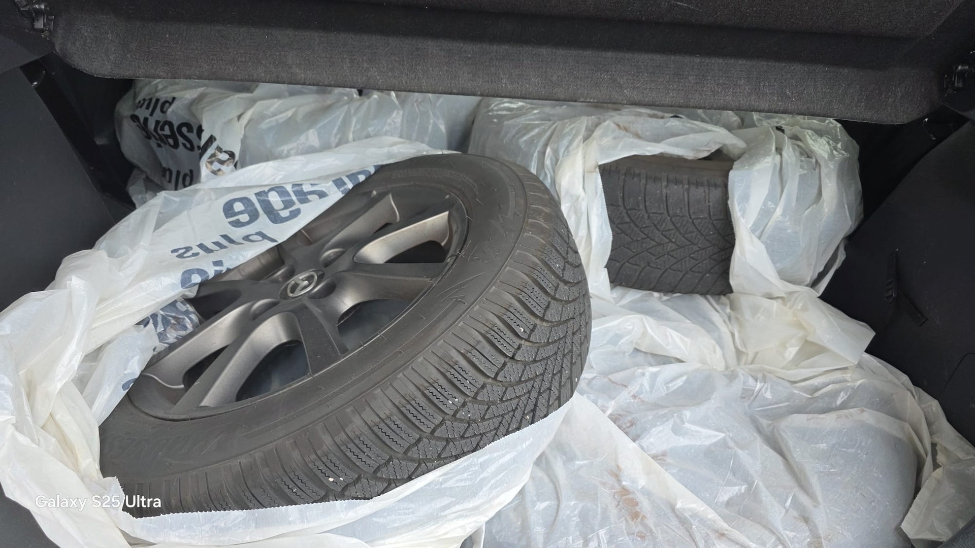 MAZDA 2 SKYACTIV-G 115 Revolution-image-6