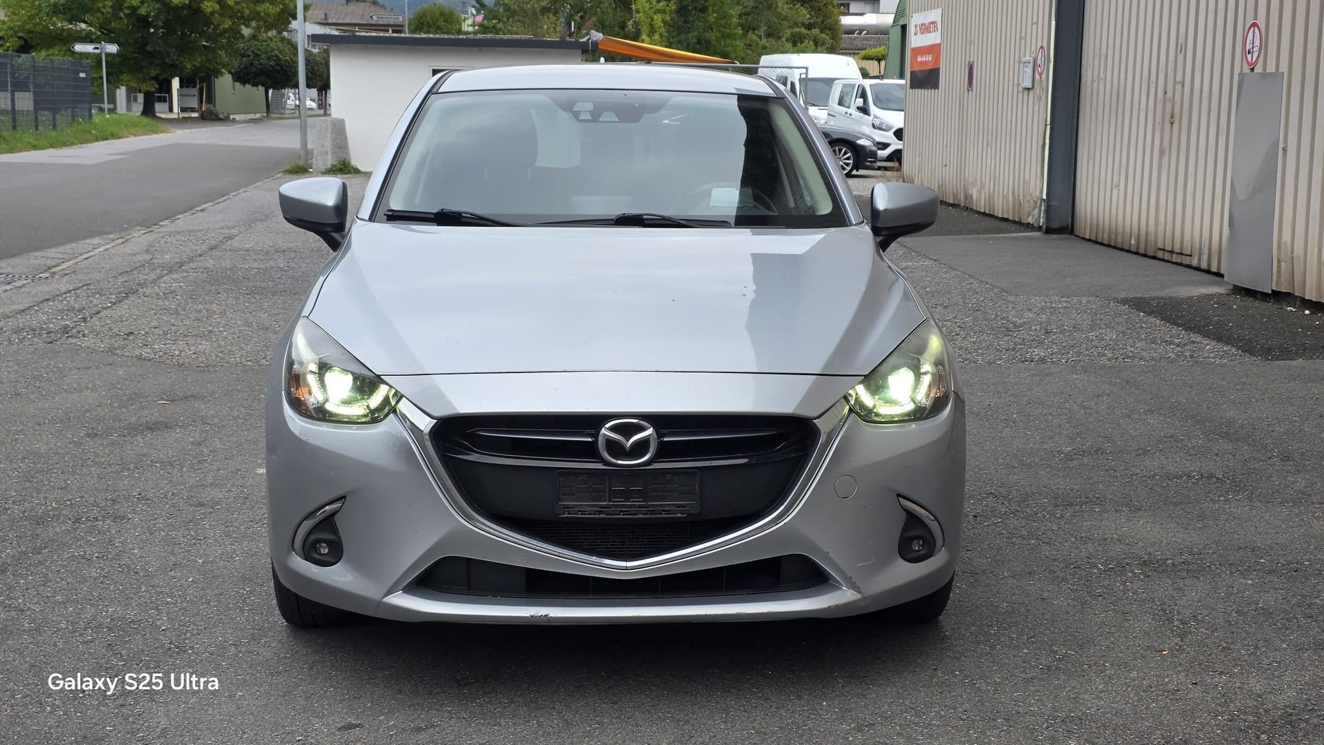 MAZDA 2 SKYACTIV-G 115 Revolution-image-0