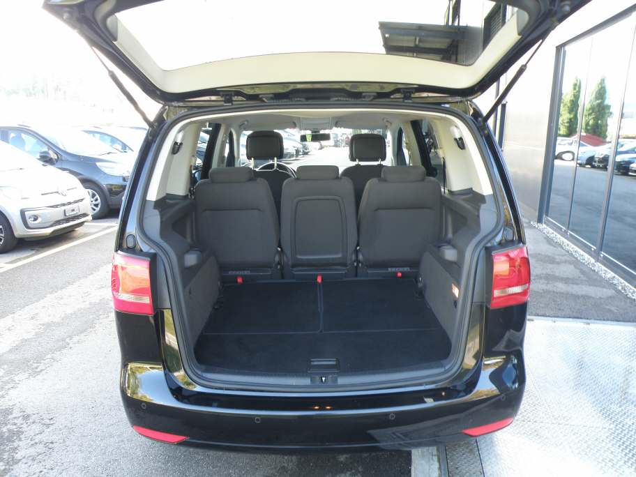VW Touran 1.4 TSI 140 Highline-image-4