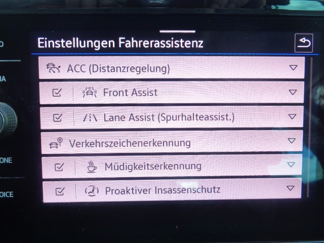 VW Passat 2.0 TDI BMT Business DSG-image-9
