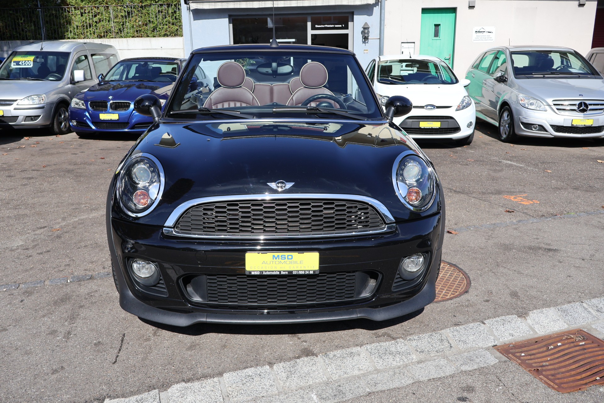 MINI Cooper Cabriolet-image-2