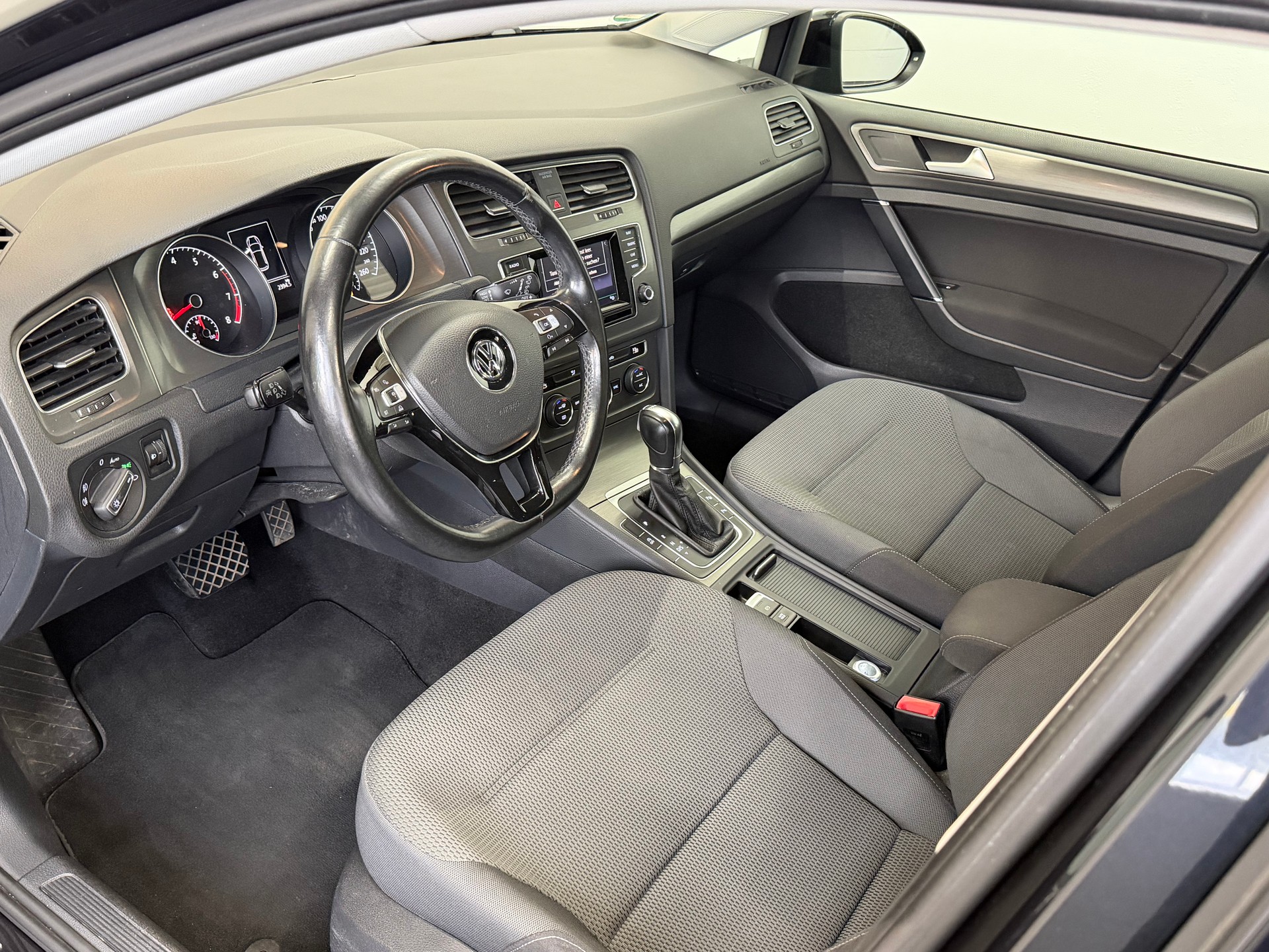 VW Golf 1.4 TSI Comfortline DSG-image-10