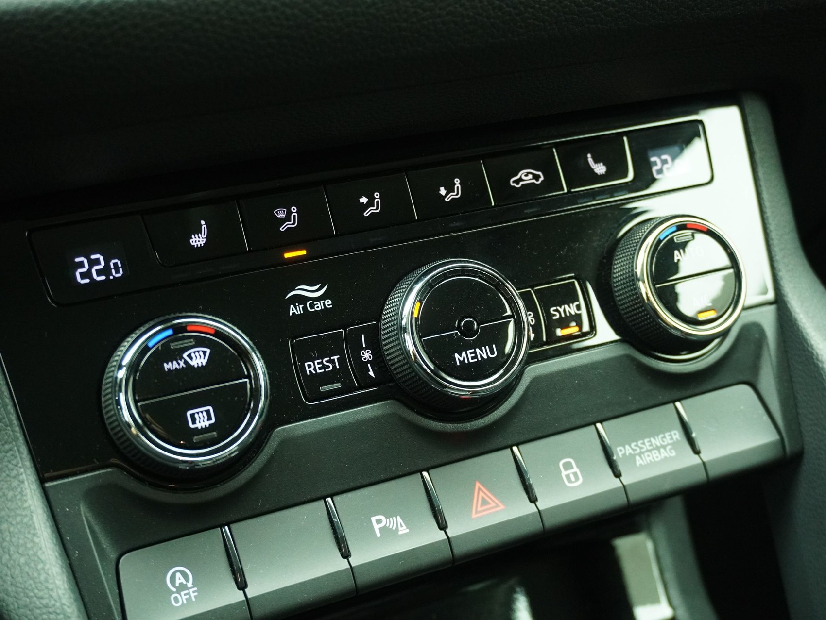 SKODA Kodiaq 2.0 TSI DSG Ambition 4X4-image-14