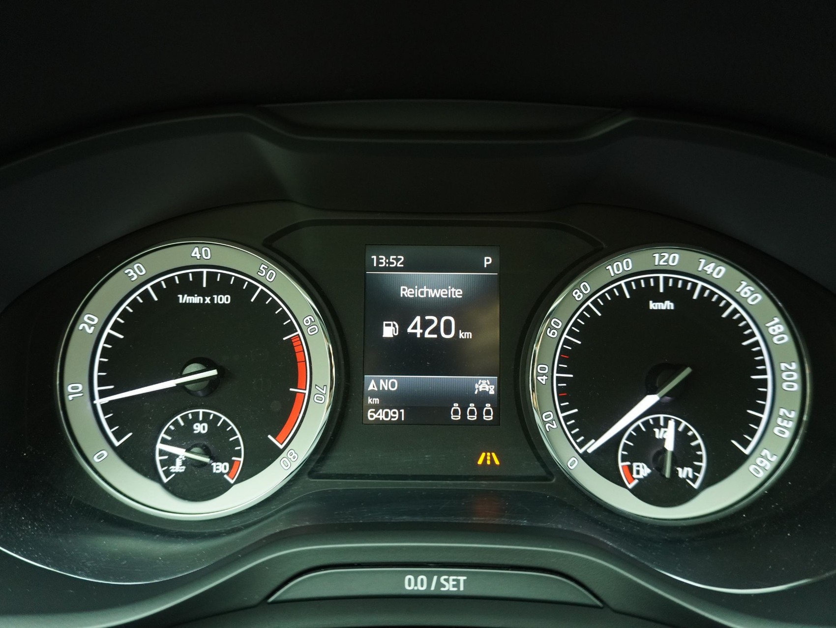 SKODA Kodiaq 2.0 TSI DSG Ambition 4X4-image-16