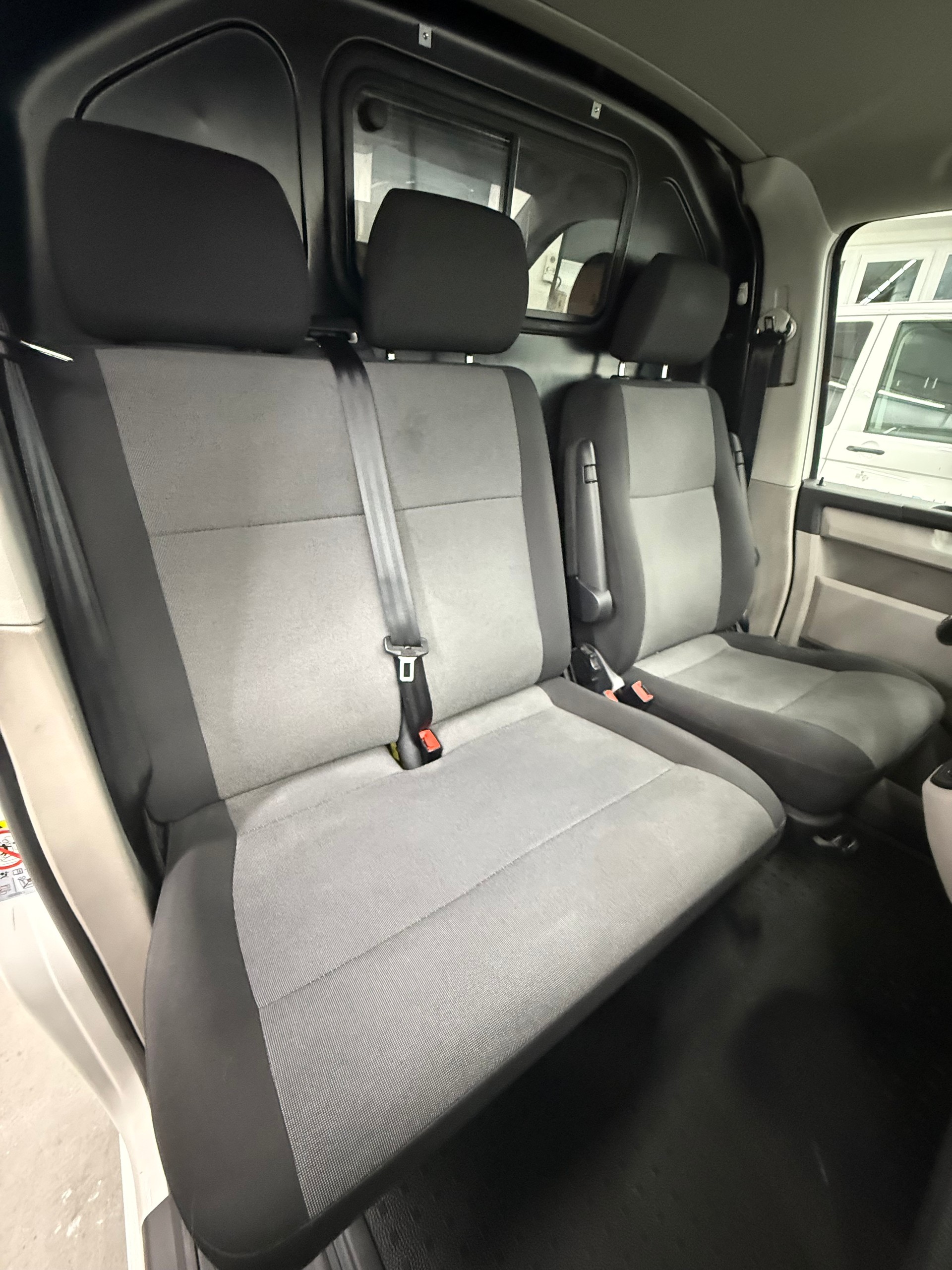 VW 2.0 TDI 150 DSG 4motion-image-4