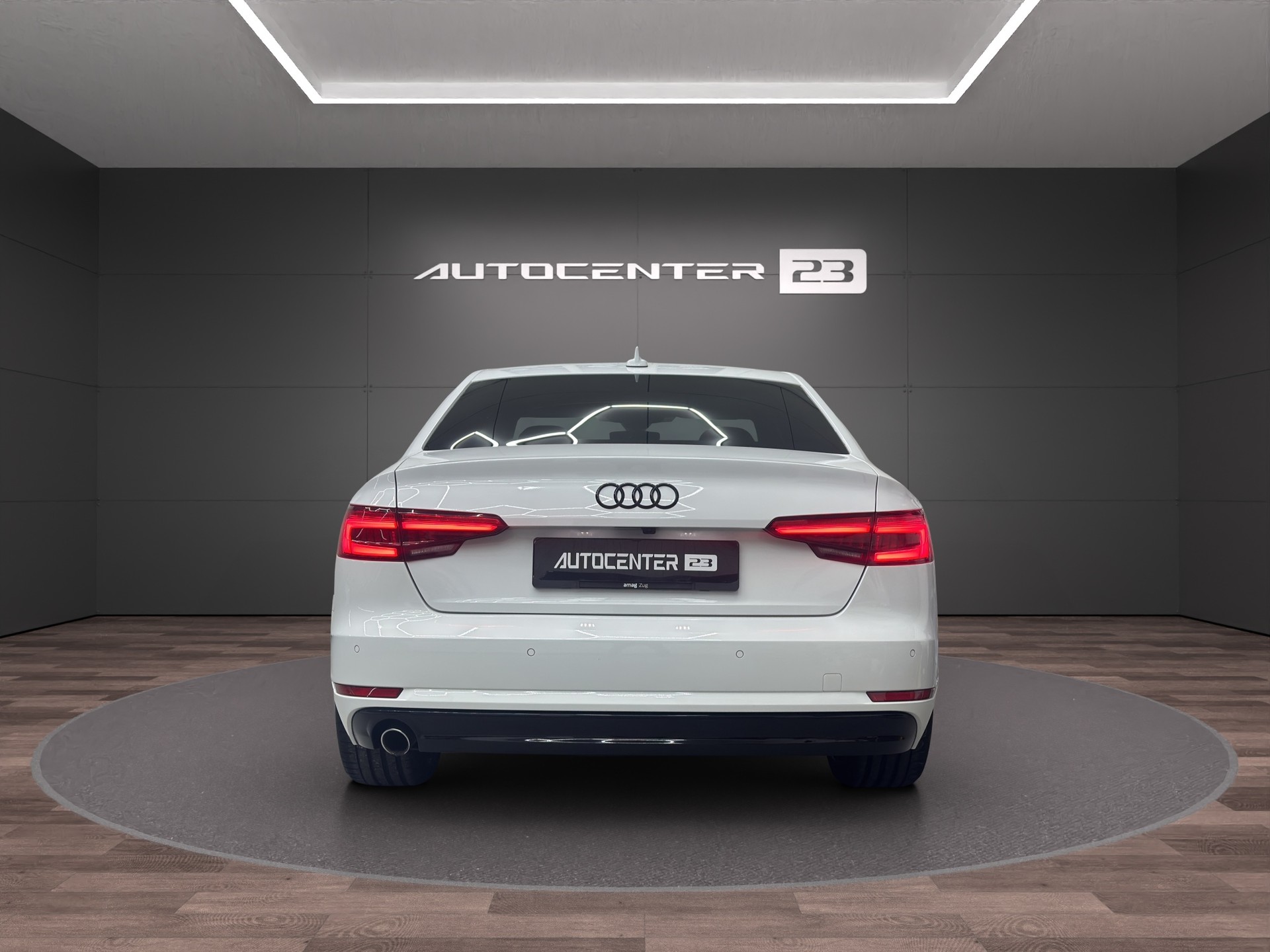 AUDI A4 Limousine 2.0 TDI S-tronic S-Line-image-3