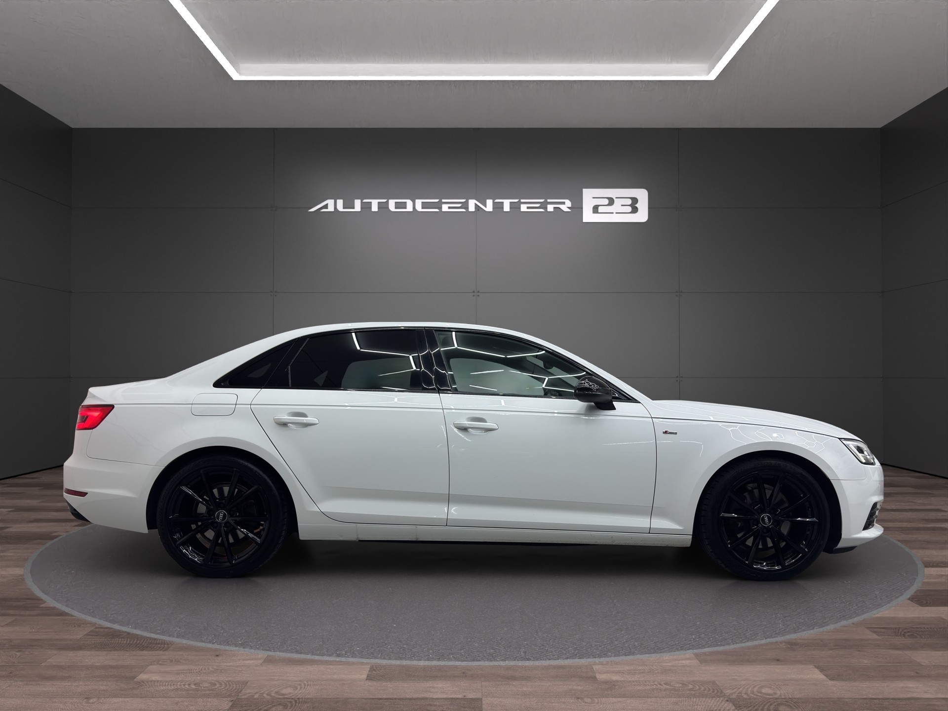 AUDI A4 Limousine 2.0 TDI S-tronic S-Line-image-5