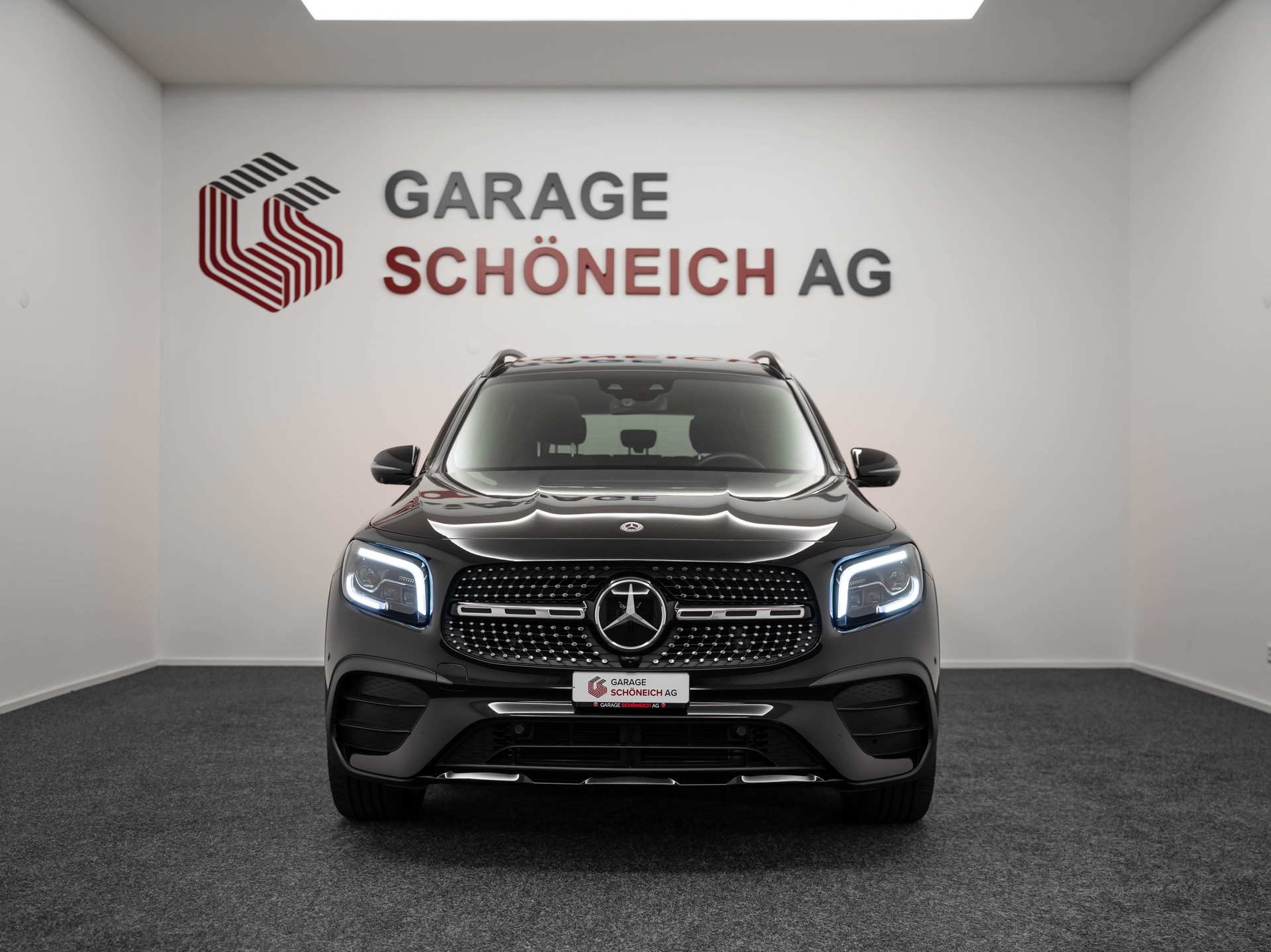 MERCEDES-BENZ GLB 250 AMG Line 4matic-image-1