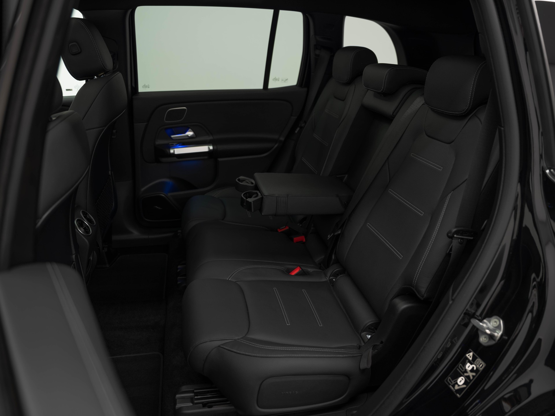 MERCEDES-BENZ GLB 250 AMG Line 4matic-image-15