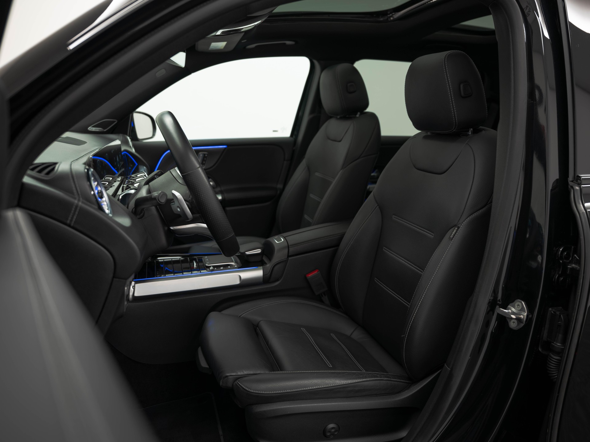 MERCEDES-BENZ GLB 250 AMG Line 4matic-image-20
