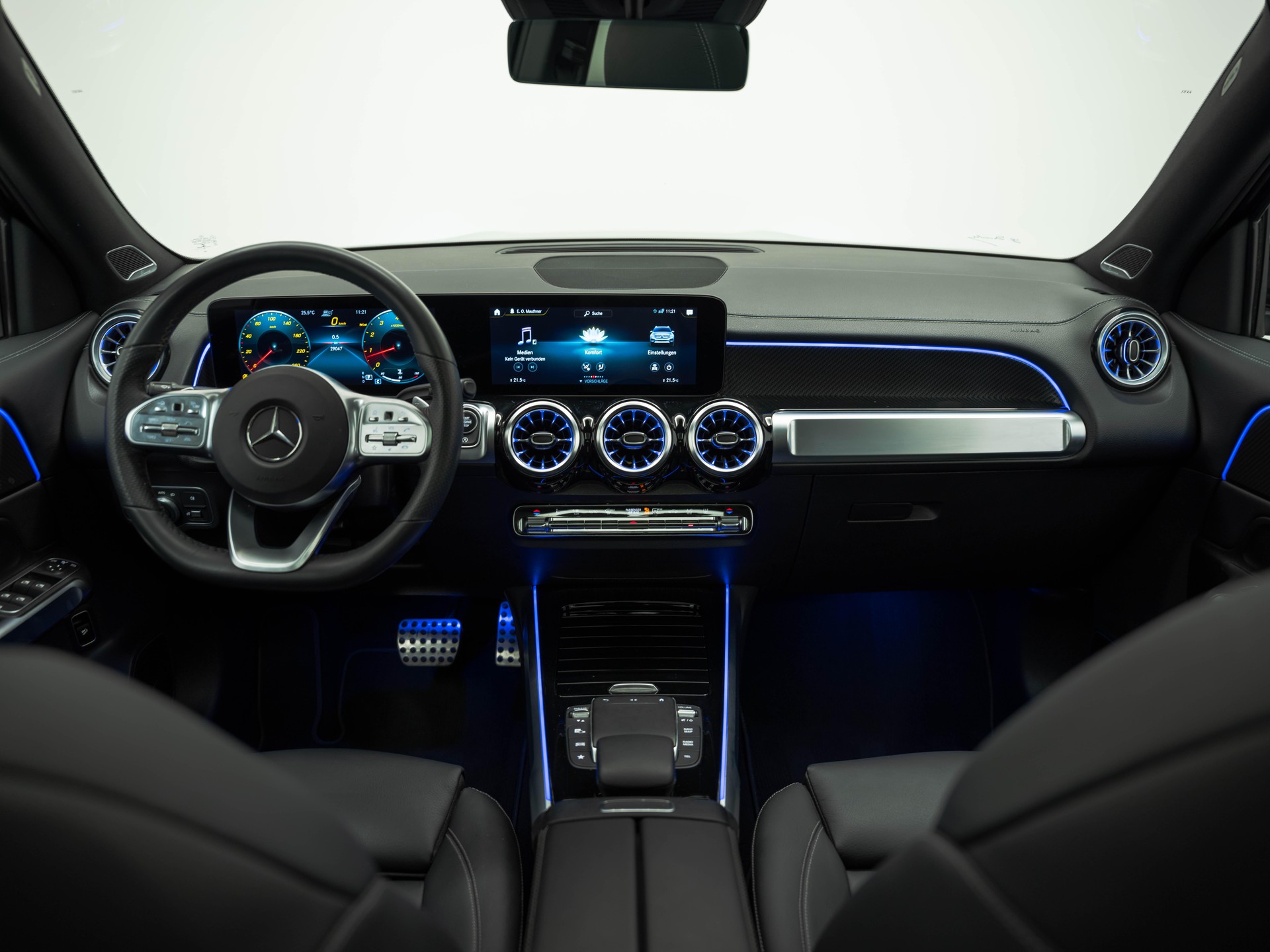 MERCEDES-BENZ GLB 250 AMG Line 4matic-image-17