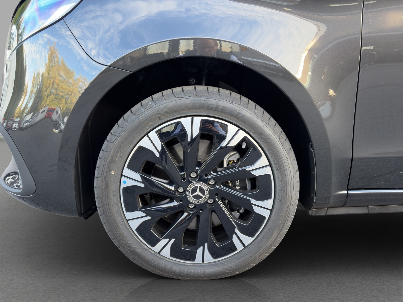 MERCEDES-BENZ V 250 d lang 4Matic Style 9G-Tronic-image-6