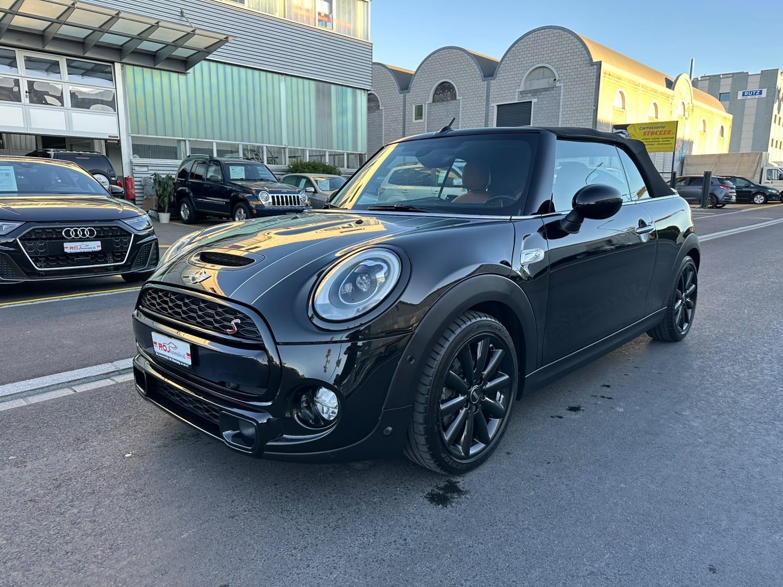 MINI Cooper S Cabriolet Steptronic-image-1