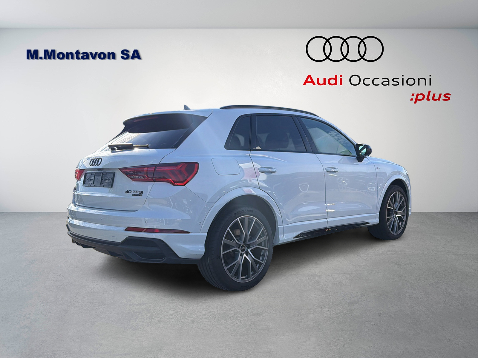 AUDI Q3 40 TFSI S line quattro S-tronic-image-8