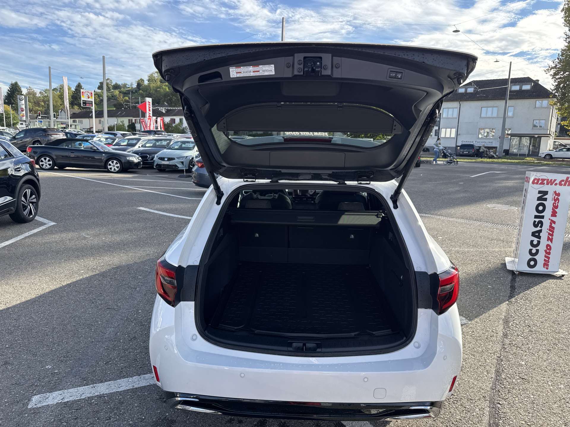 TOYOTA Corolla Touring Sports 2.0 HSD Teamplayer e-CVT Automat-image-7