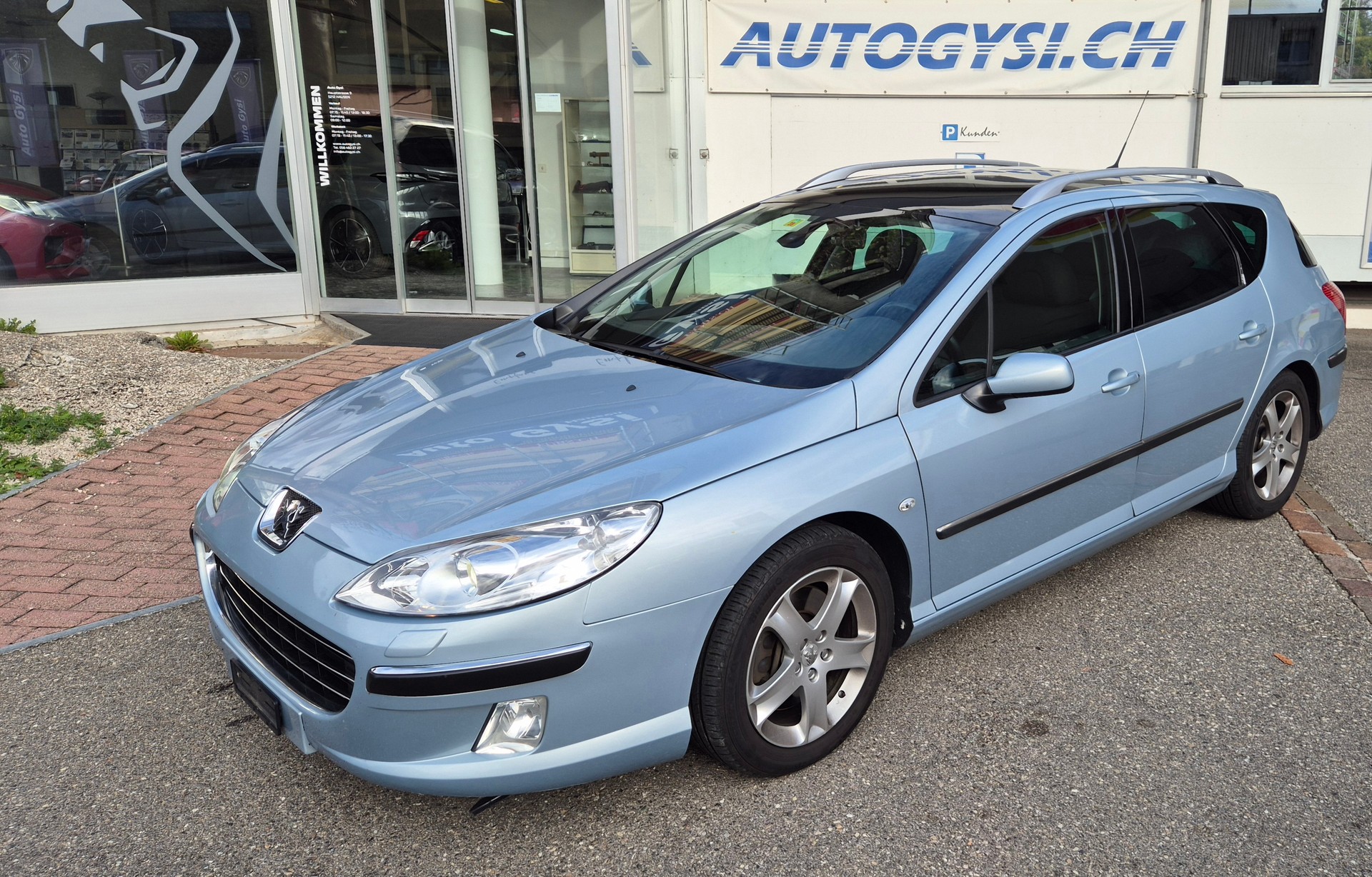 PEUGEOT 407 SW 2.2 HDI SV Dynamic-image-0