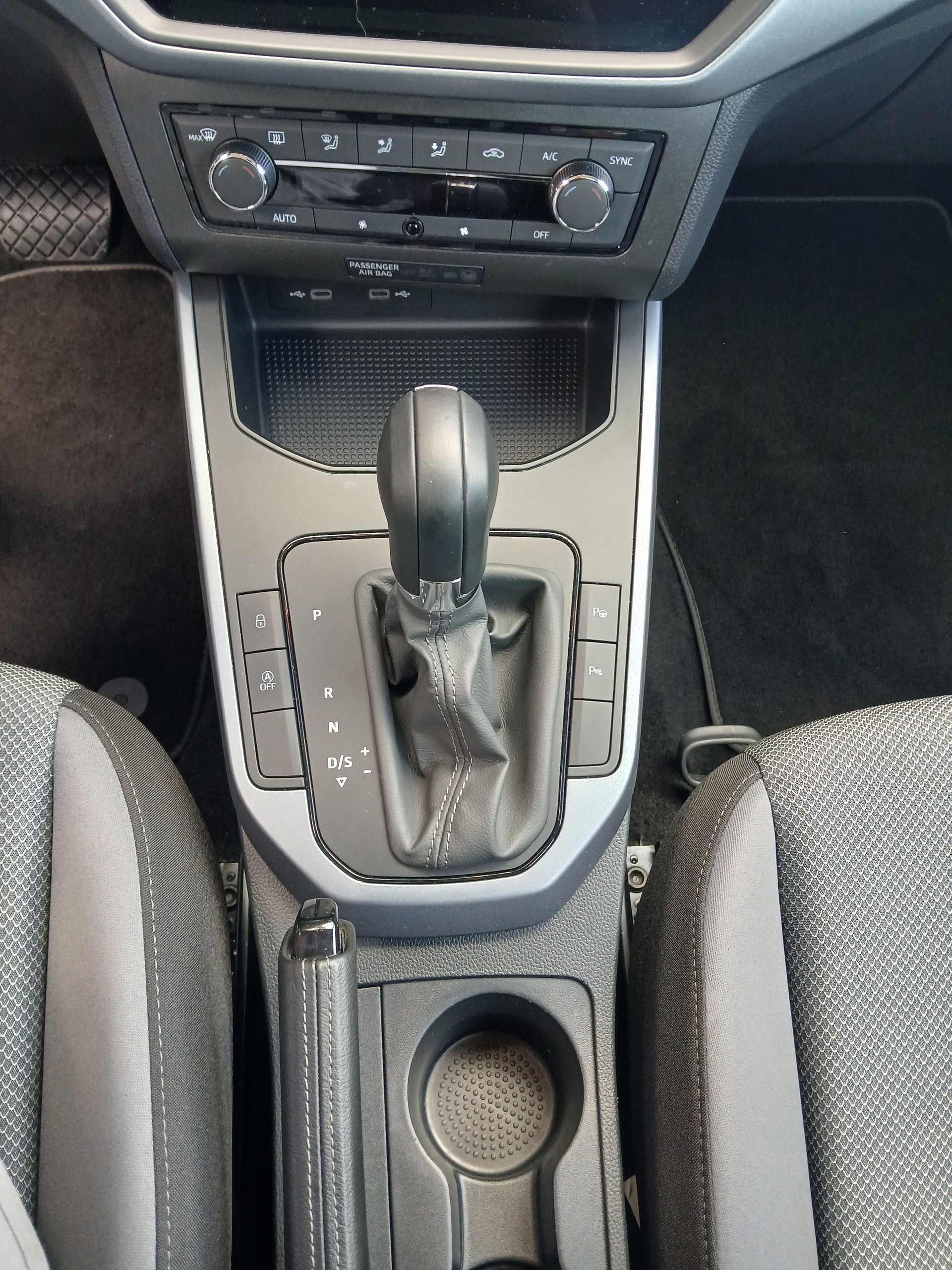 SEAT Arona 1.0 TSI Eco Style DSG-image-9