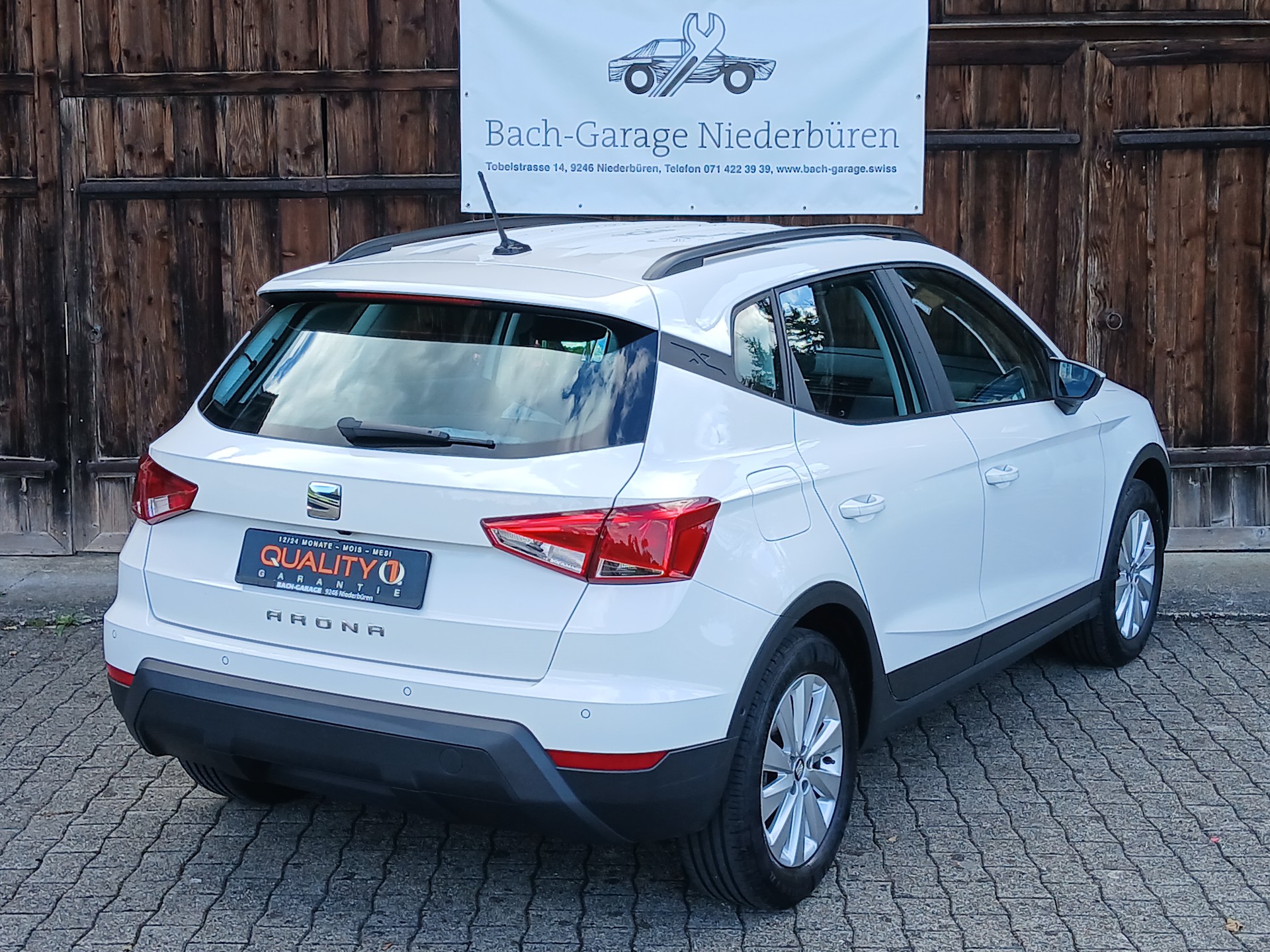 SEAT Arona 1.0 TSI Eco Style DSG-image-1