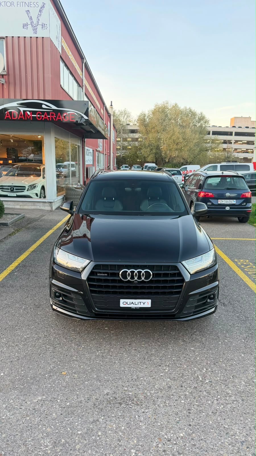 Car photo