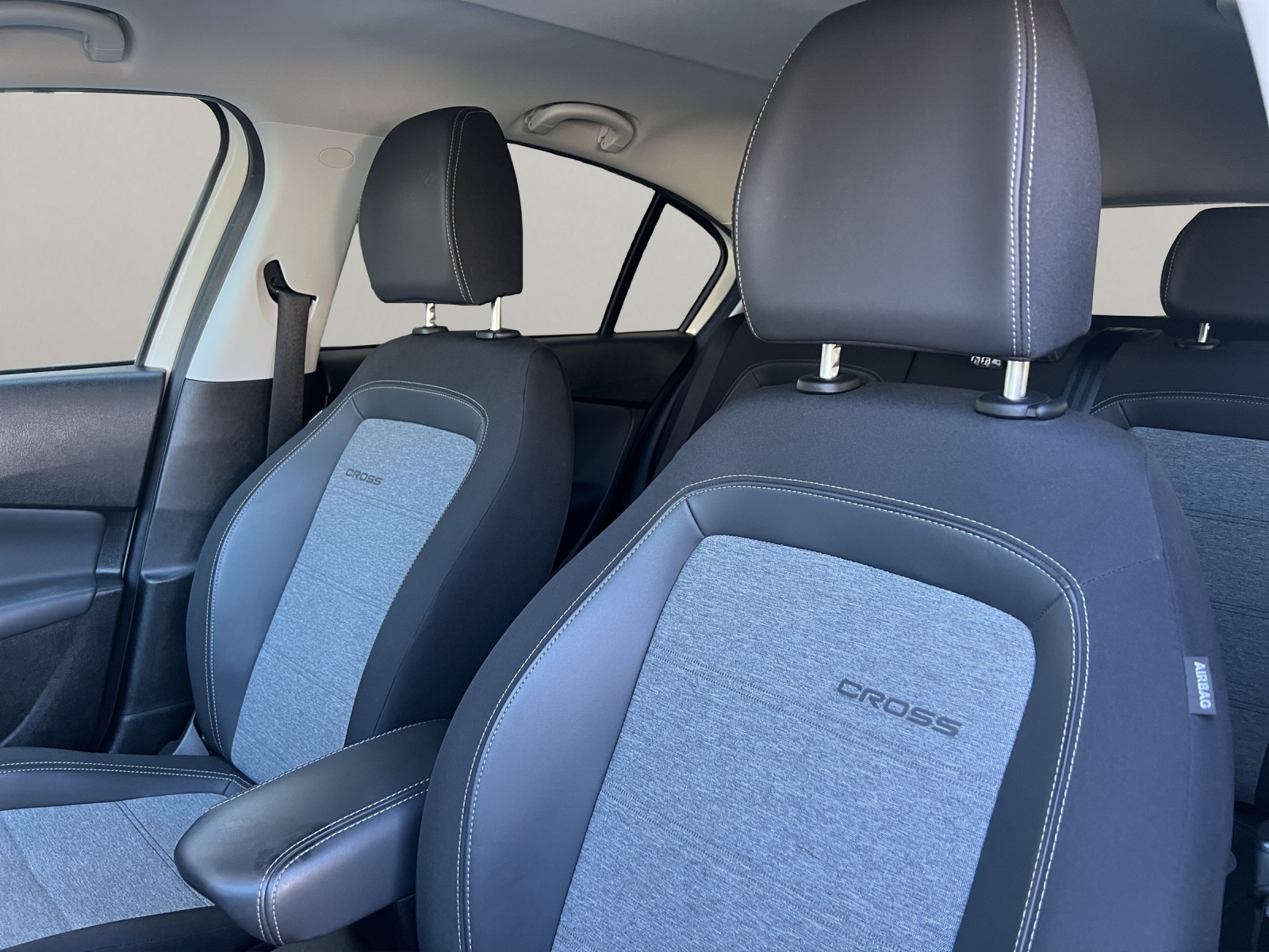 FIAT Tipo 1.6 MultiJet Cross-image-9