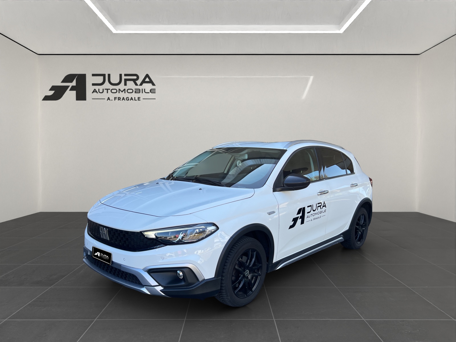 FIAT Tipo 1.6 MultiJet Cross-image-1