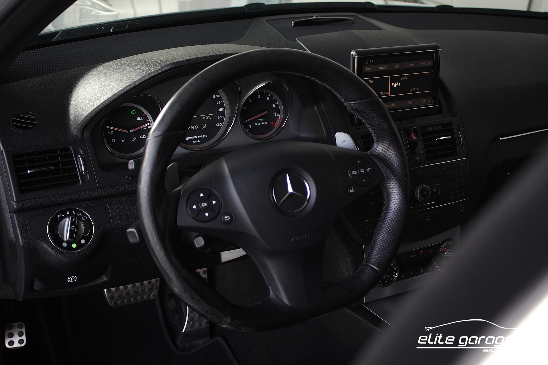 MERCEDES-BENZ C 63 AMG Avantgarde 7G-Tronic-image-14