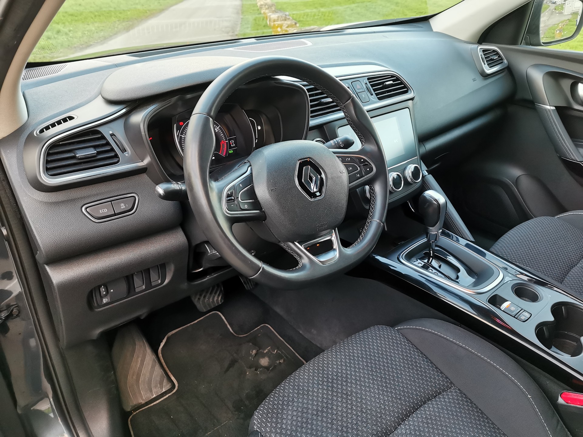 RENAULT Kadjar 1.3 16V Turbo Business EDC-image-5