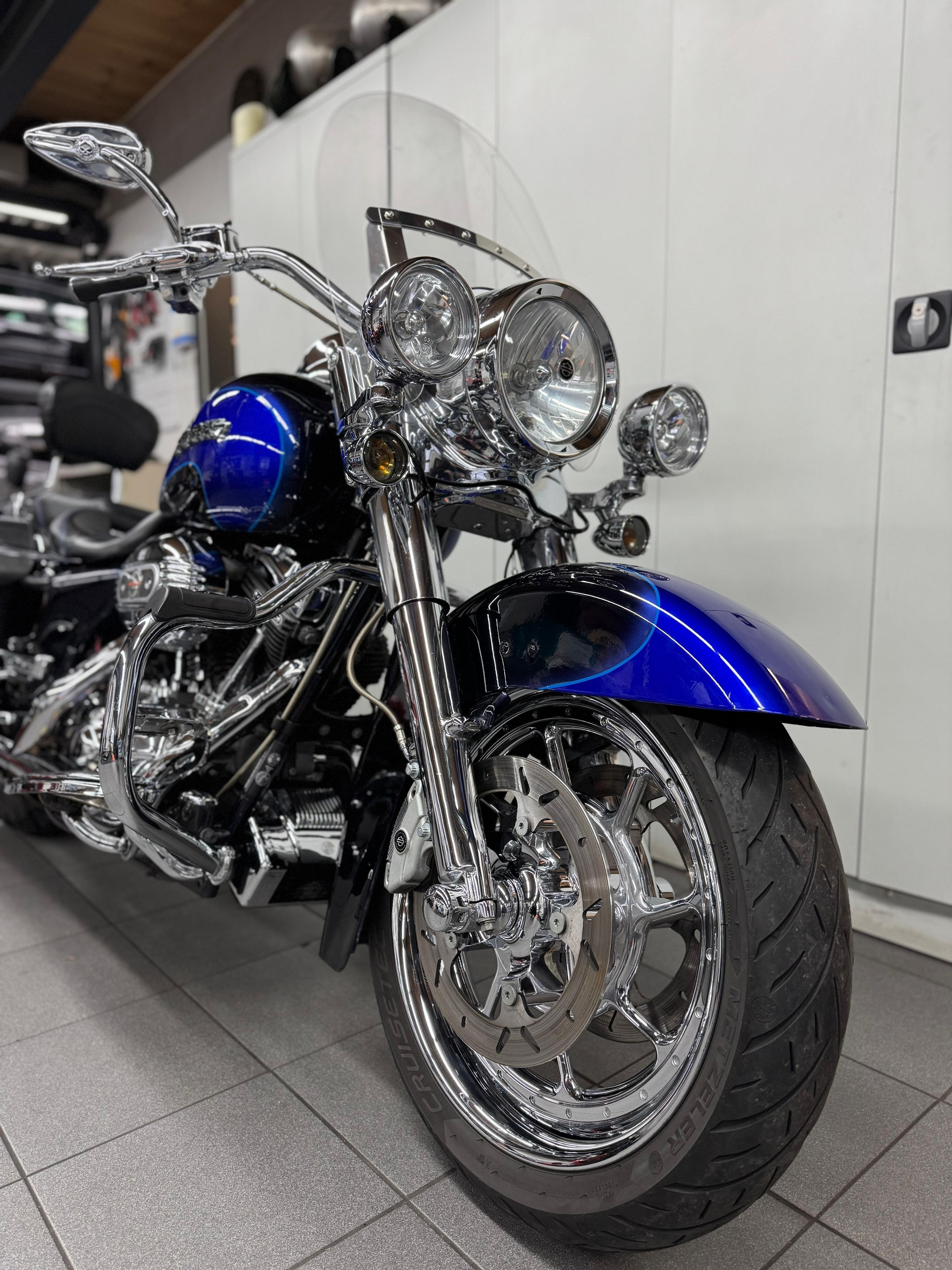 HARLEY-DAVIDSON FLHRSE4 Road King CVO Screamin Eagle ABS Anniv-image-8