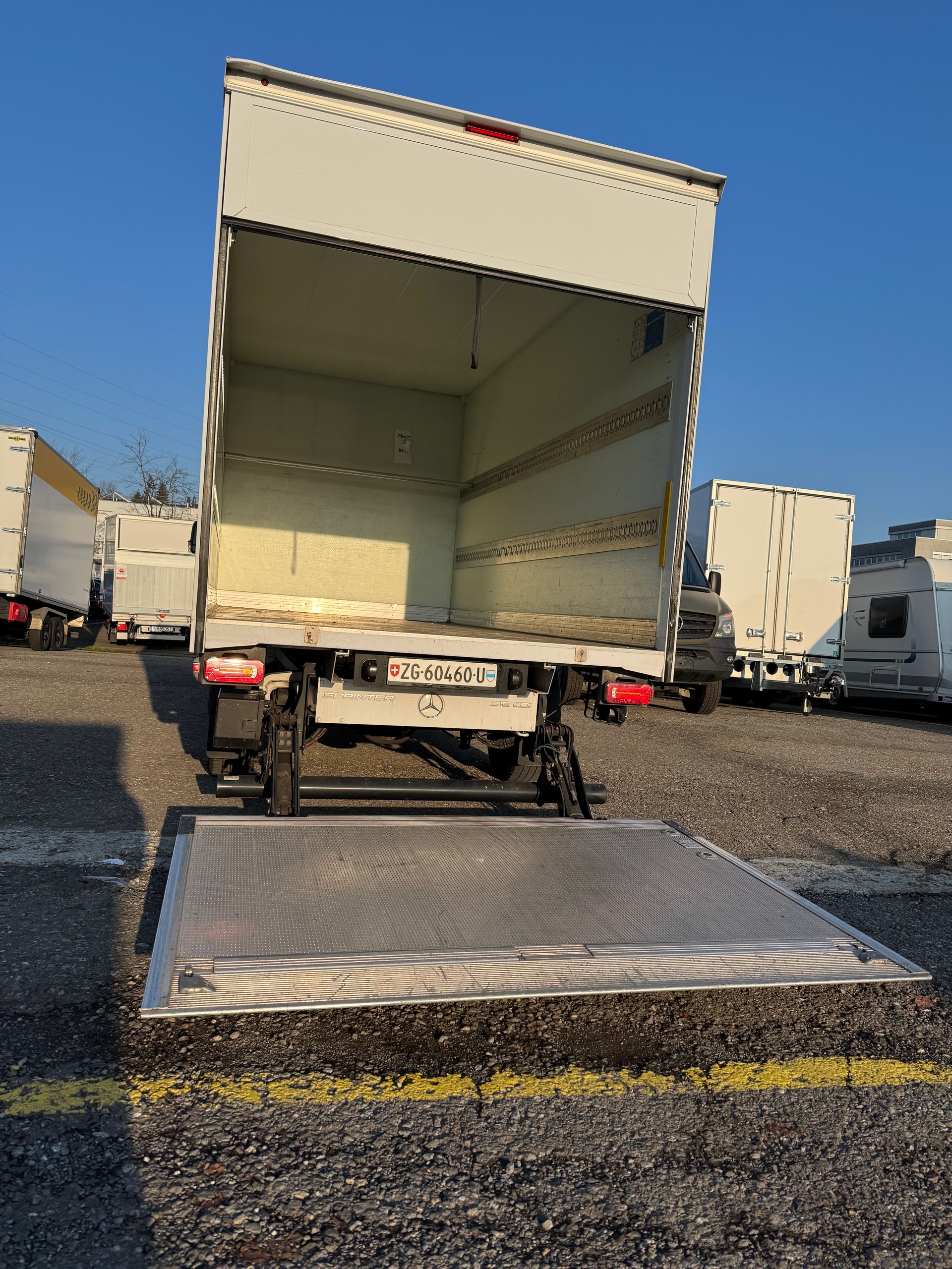 MERCEDES-BENZ Hebebühne 316 CDI Schalter 6 Gang Nutzlast 900 kg - 3 Sitz - Klima - Service immer Mercedes-image-9