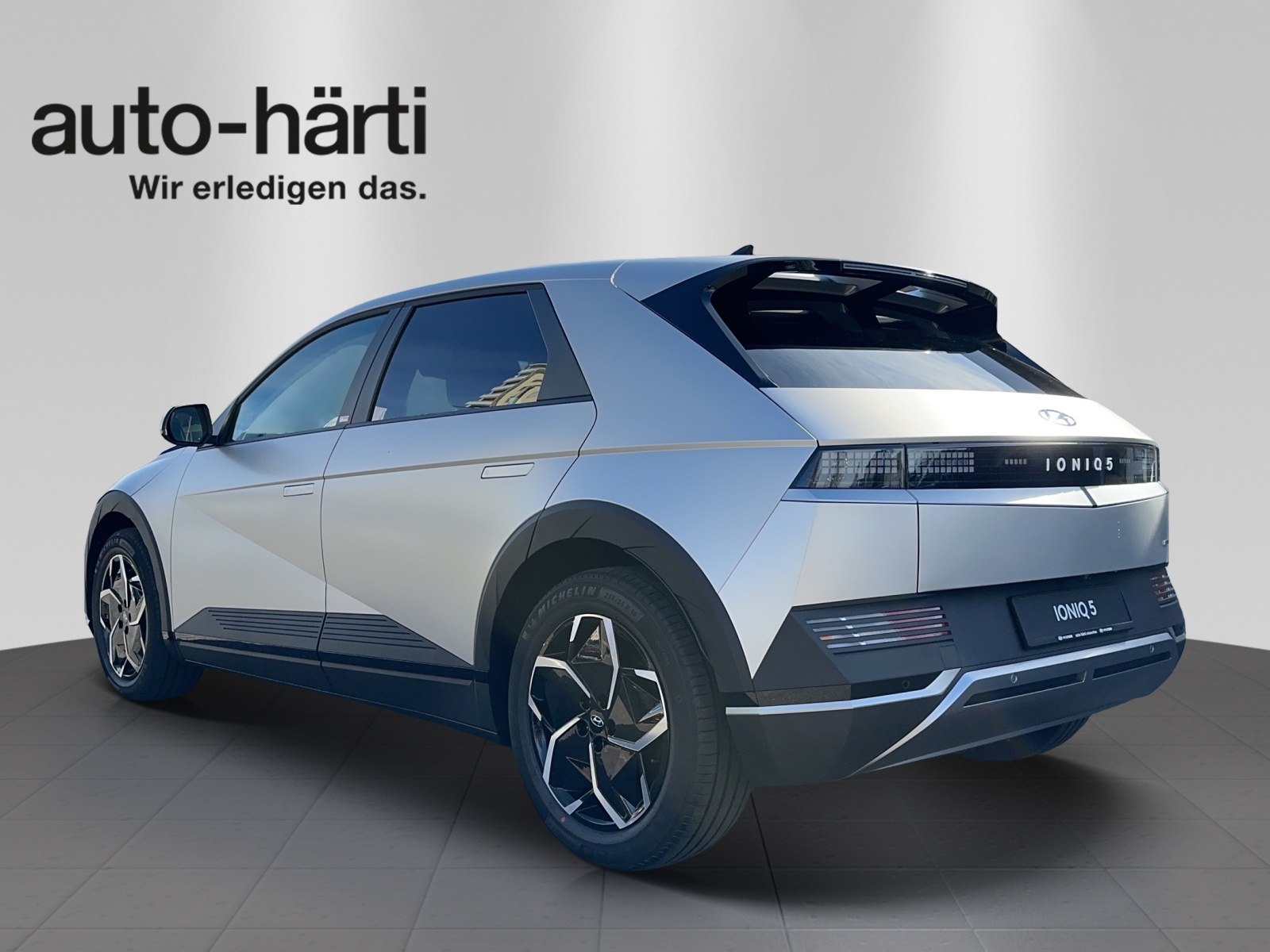 HYUNDAI Ioniq 5 77kW Origo 4WD-image-1