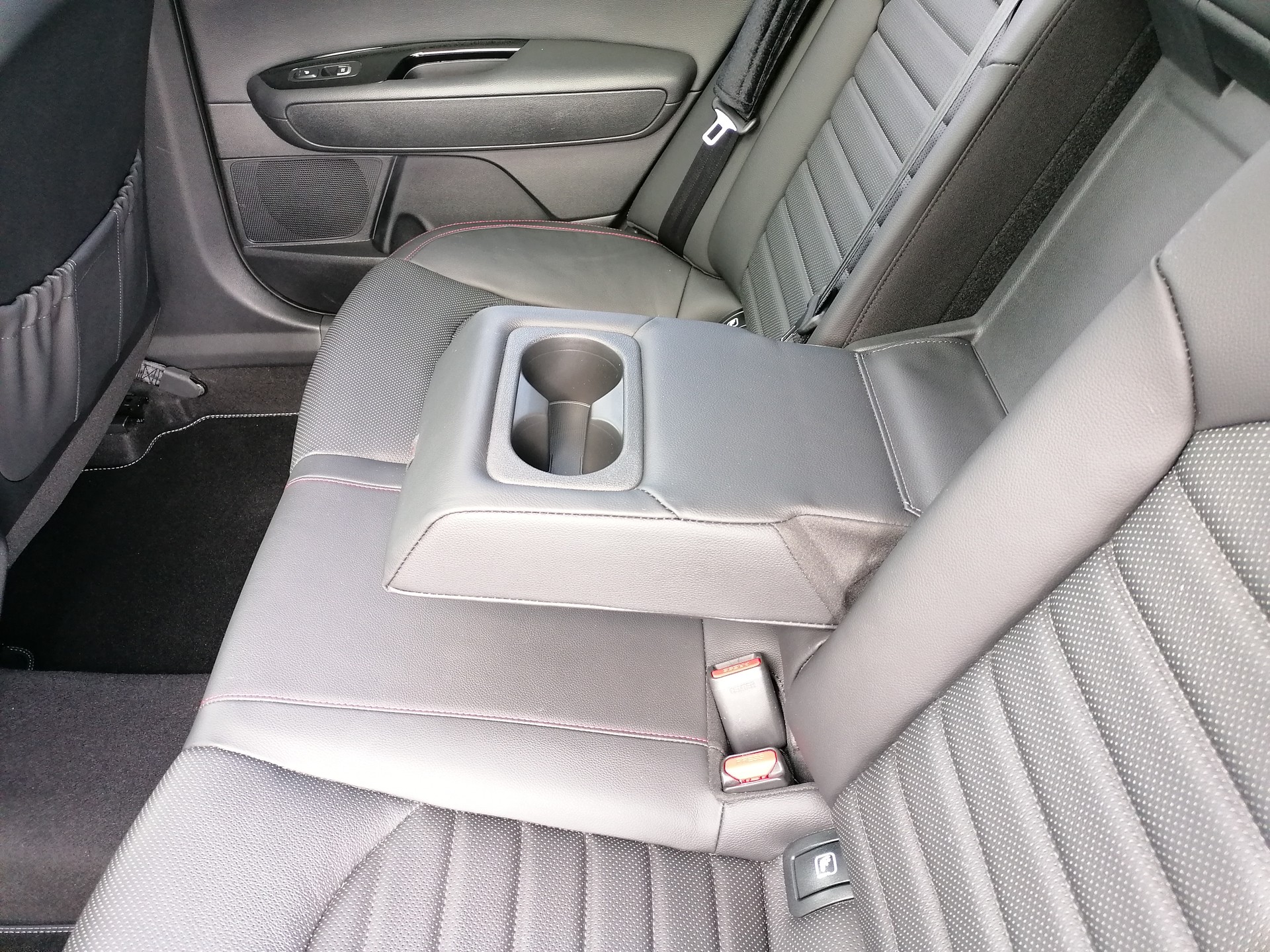 KIA 1.6 T-GDI 132 KW , SW, GT-LINE, Scheckheft gepflegt, Werksgarantie bis 09.2026-image-18