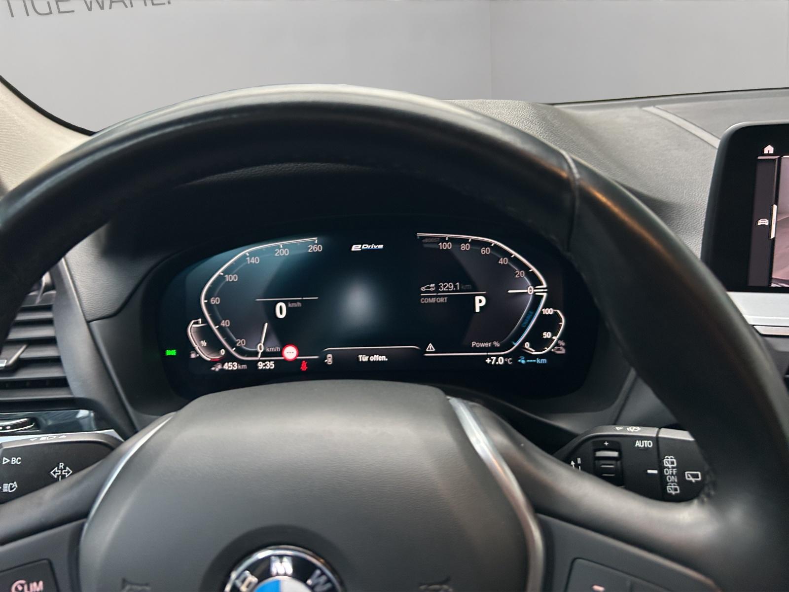 BMW X3 30e xDrive-image-8