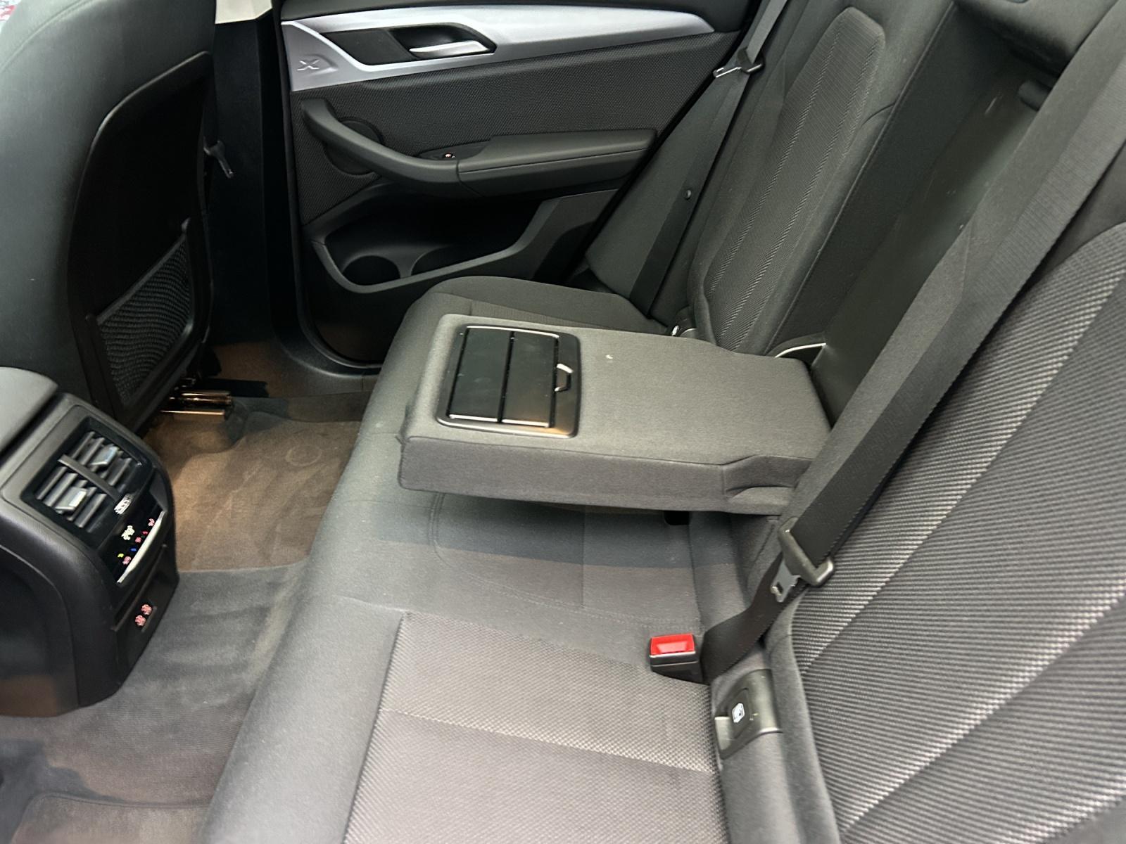 BMW X3 30e xDrive-image-23