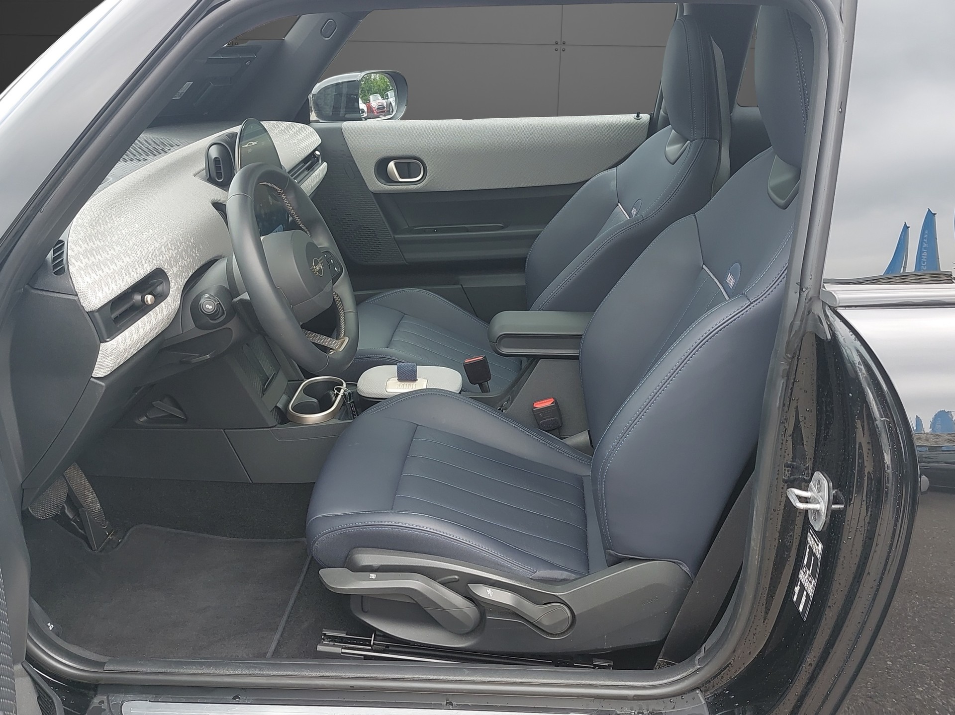 MINI F66 2.0i Cooper S SDKG-image-7