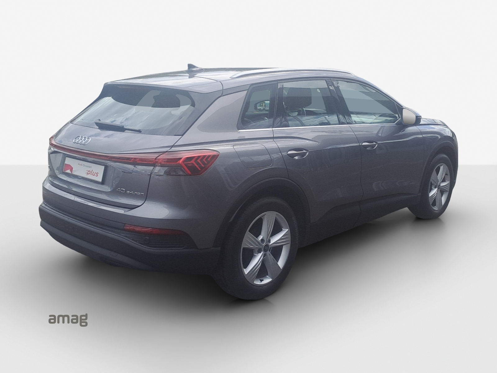 AUDI Q4 e-tron 40-image-4