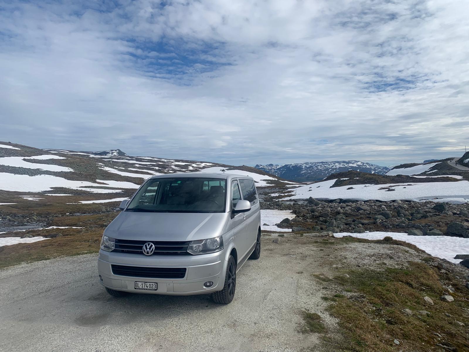VW T5 Multivan 2.0 TDI Startline JOY 4Motion-image-1