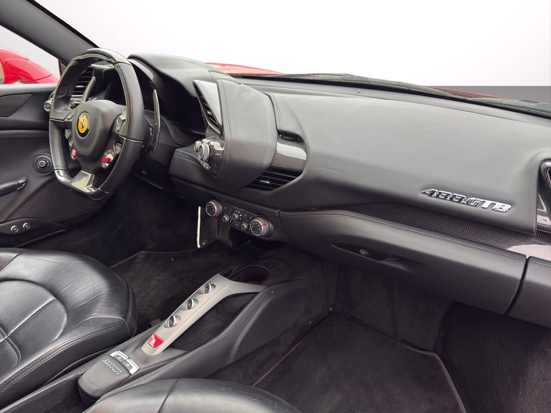 FERRARI 488 GTB 3.9 V8-image-11