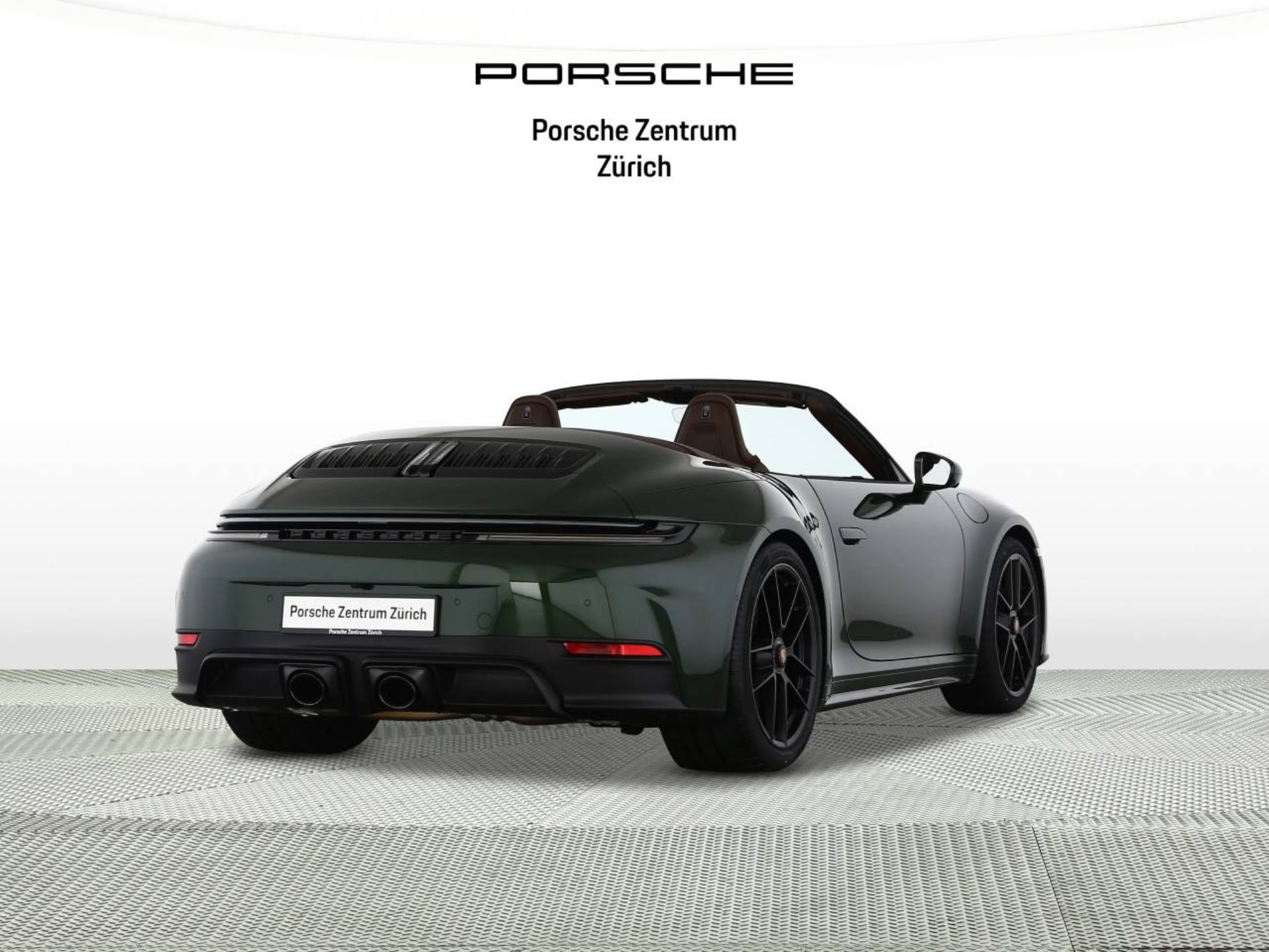 PORSCHE 911 Carrera GTS Cabriolet-image-5