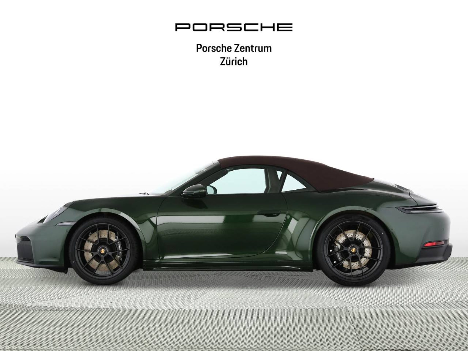 PORSCHE 911 Carrera GTS Cabriolet-image-1