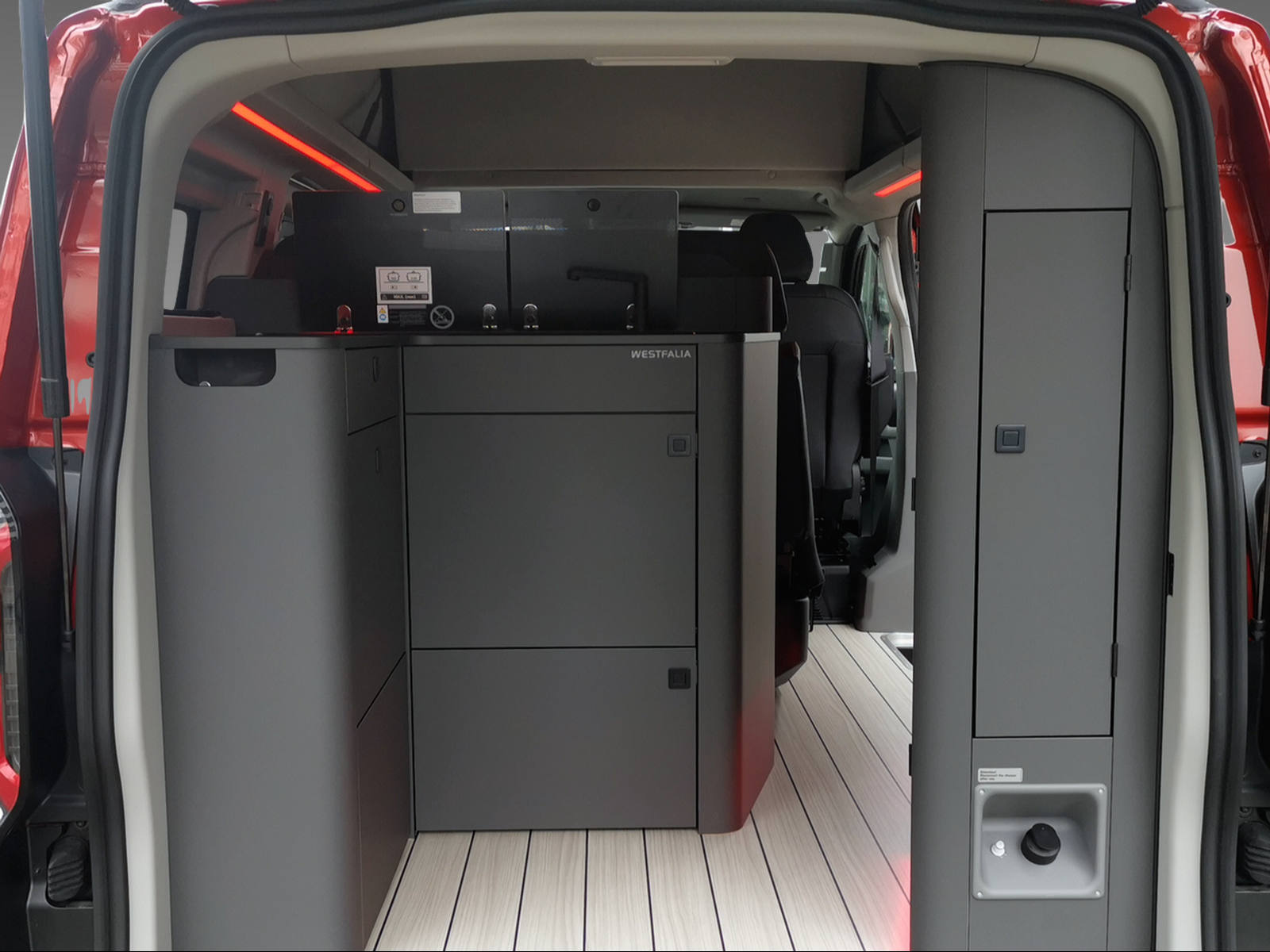 FORD Transit C Nugget 320 L1 2.0 EcoBlue 170 Active-image-8