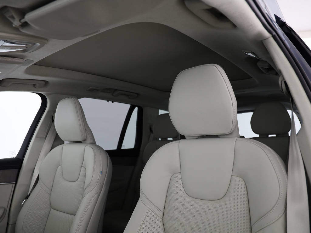VOLVO XC90 2.0 T8 TE XCLUSIVE Ultra Bright eAWD-image-25