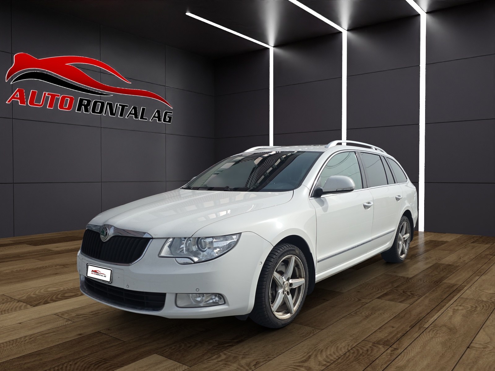SKODA Superb Combi 3.6 FSI Elegance 4x4 DSG-image-0