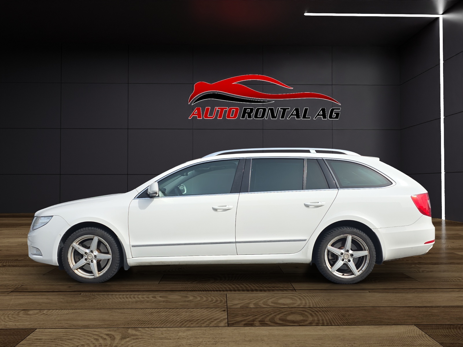 SKODA Superb Combi 3.6 FSI Elegance 4x4 DSG-image-3