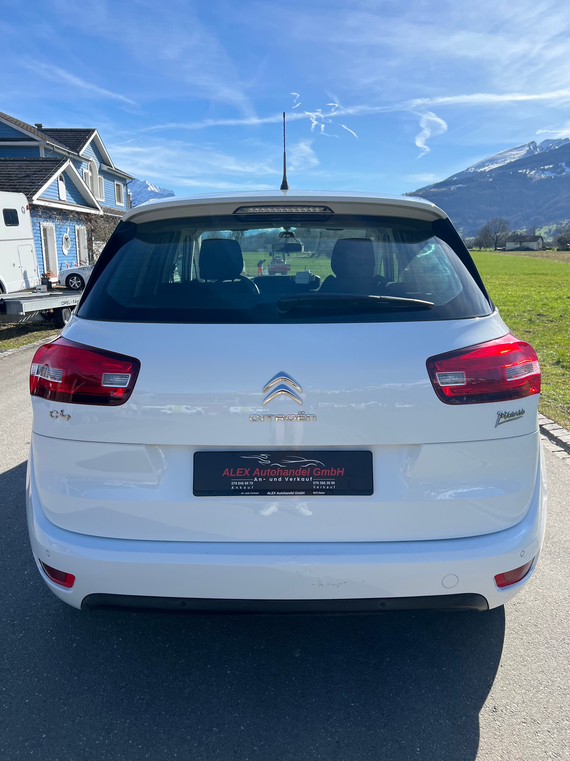 CITROEN C4 Picasso 1.6 e-HDi Séduction ETG6-image-4