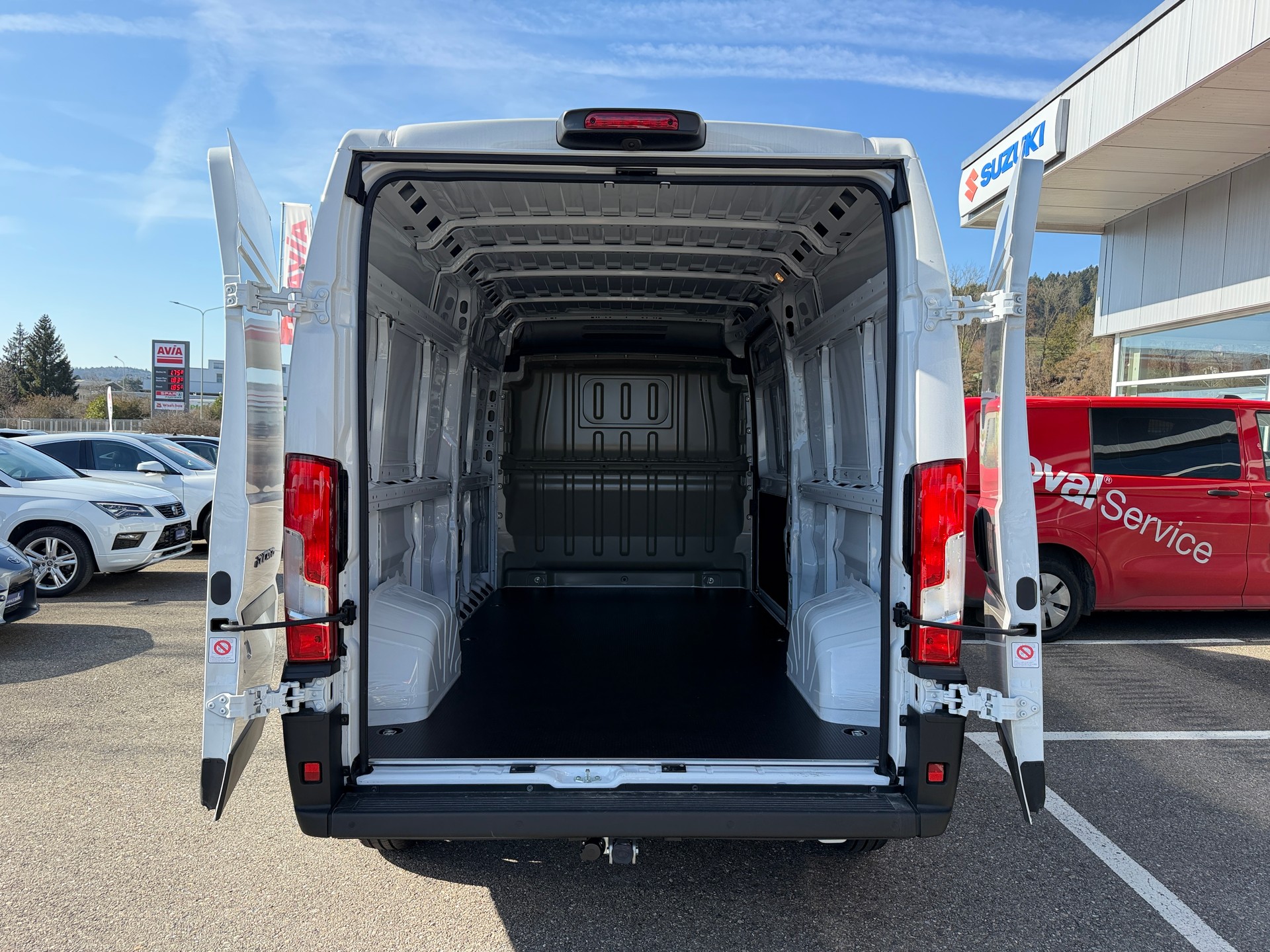FIAT Ducato Maxi 35 L3H2 HEAVY 180 PS 270°, Holzboden, AHK3T,verst.Feder Kamera Finanzierung OHNE Zins möglich!! Alle Grössen verfügb-image-5