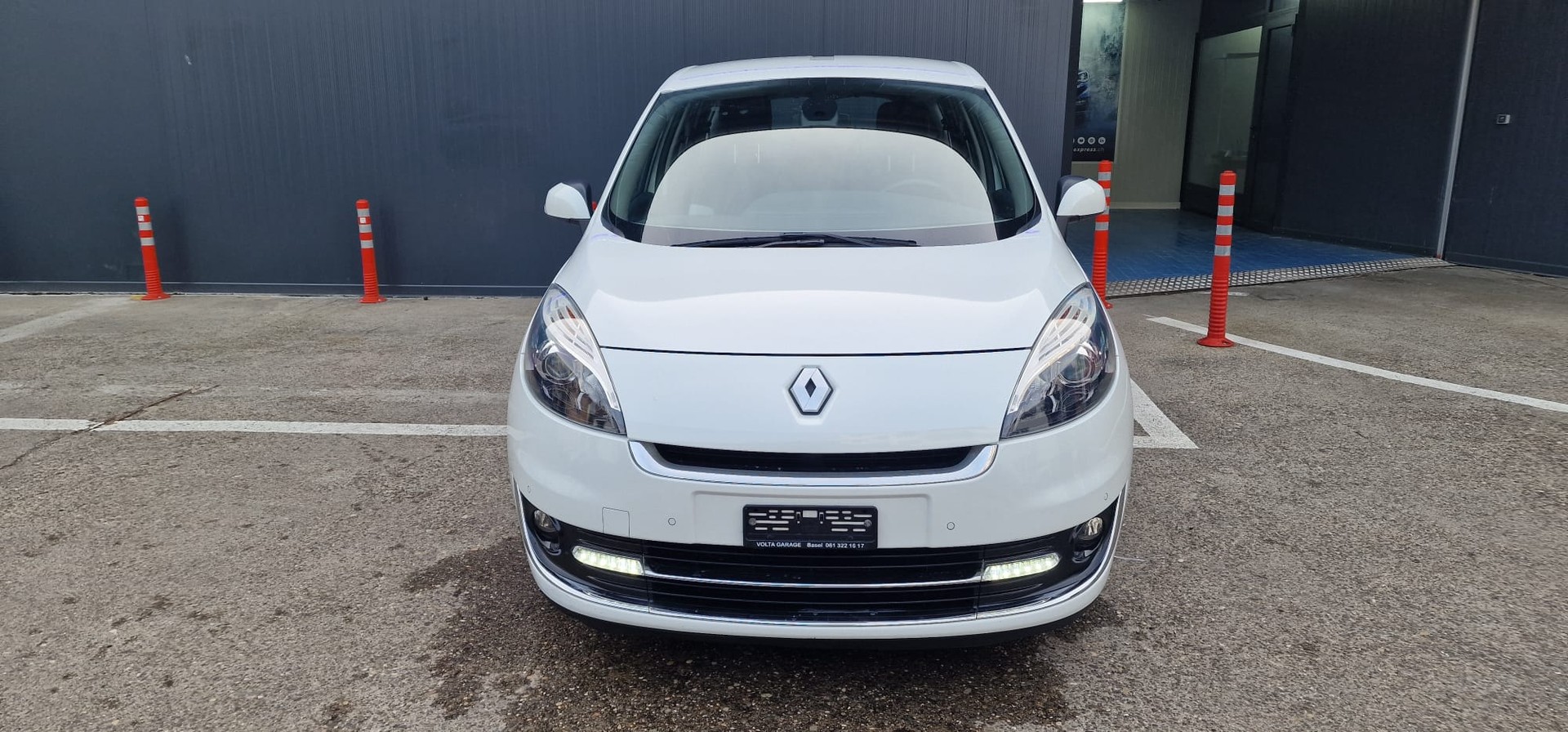 RENAULT Grand Scénic 1.5 dCi Expression EDC-showroom-element-2